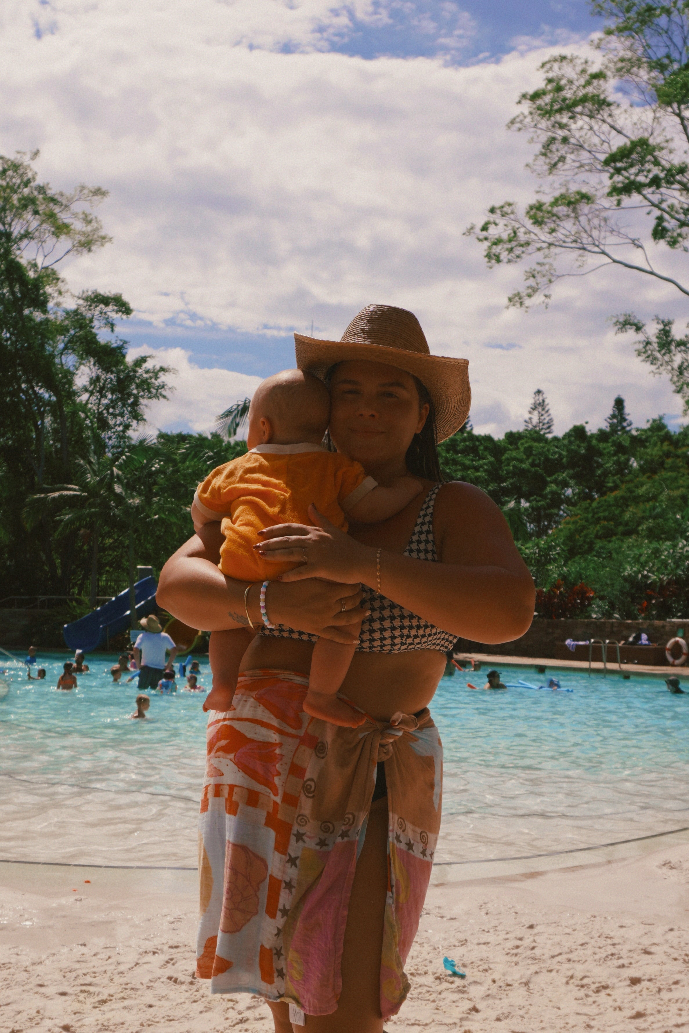 Paloma Palm Hat